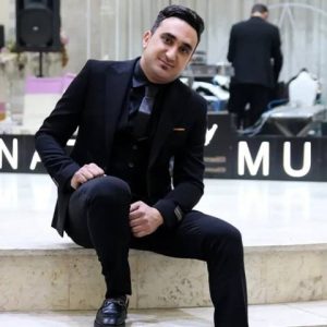 دانلود آهنگ ترکی سجاد احمدی به نام اوینا گولوم اوینا