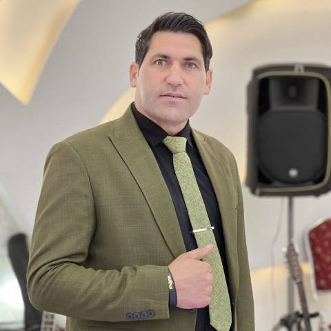 دانلود آهنگ ترکی صیاد پیران به نام مشه بیی